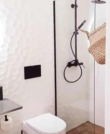 Serendipia: Tu Hogar En Este Blanco Pueblo Frigiliana Exterior photo