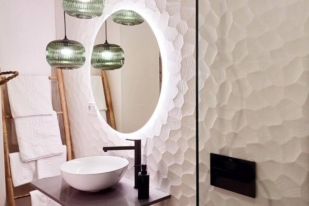 Serendipia: Tu Hogar En Blanco Pueblo Apartment *